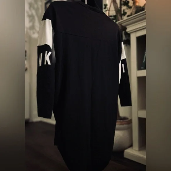 Victoria’s Secret PINK black and white varsity tee, size XS - Picture 6 of 8